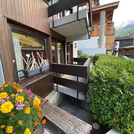 Apartment 2 Pieces Au Centre Avec Cuisine Equipee Et Balcon - - Fr-1-459-116